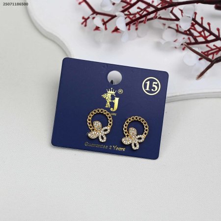 حلق دائري شكل سلسلة مع فراشة زركون