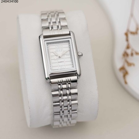 ساعة نسائية مستطيلة مع زركون