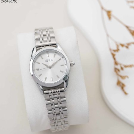 ساعة نسائية دائرية مع حزام معدني