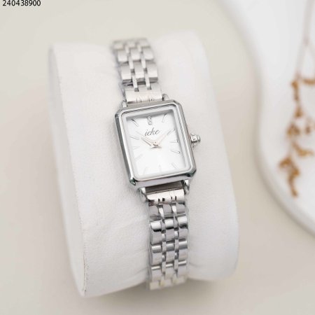 ساعة نسائية مستطيلة مع حزام معدني