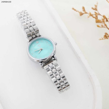 ساعة نسائية دائرية