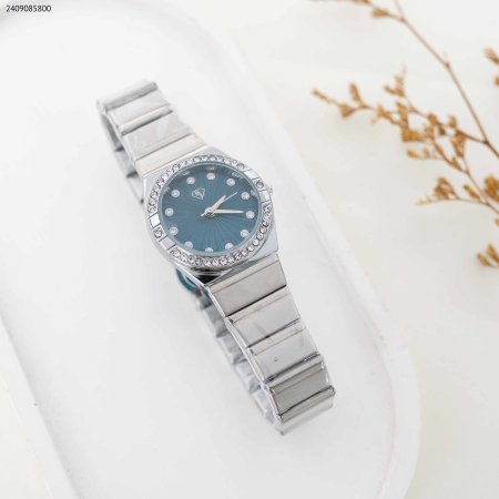 ساعة نسائية دائرية مع زركون - Fj