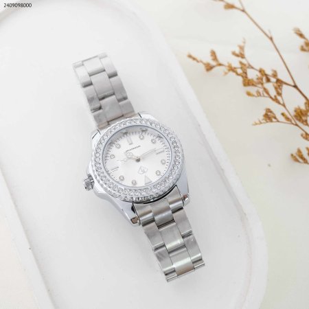 ساعة نسائية دائرية مع زركون وحزام معدني