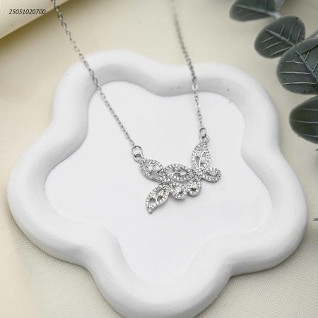 سنسال زركون فراشتين متلاصقات