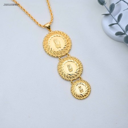 عقد التعليقات الثلاث بتصميم كلاسيكي متدلي