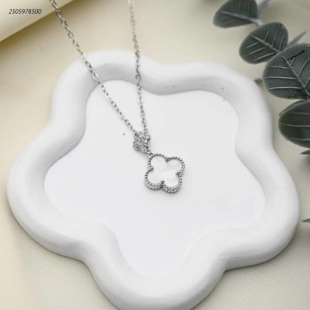 سنسال طبقتين ماركة شكل وردة رباعية