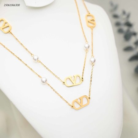 سنسال ماركة طويل مع لولو