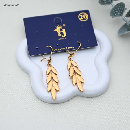 حلق على شكل سنابل