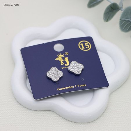 حلق زركون فان كليف Van Cleef