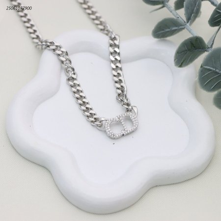 سنسال جنزير شكل حروف CD