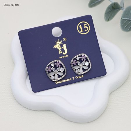 فضي وبنفسجي