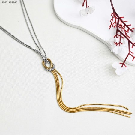 سنسال أنيق و طويل من لونين بعقدة جميلة عند الصدر