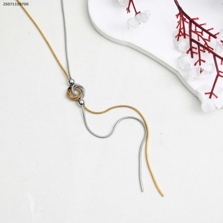 سنسال أنيق و طويل من لونين بعقدة جميلة عند الصدر