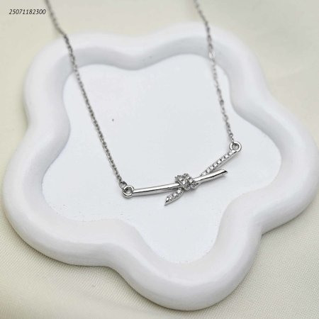 سنسال أنيق مع شكل موديرن