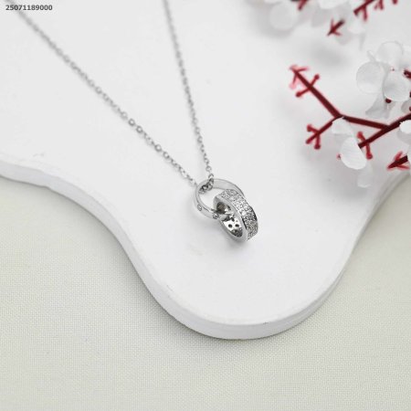 سنسال حلقتين احداهما بزركون