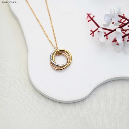 سنسال ماركة مكس عبارة عن حلقات دائرية مبرومة على بعض