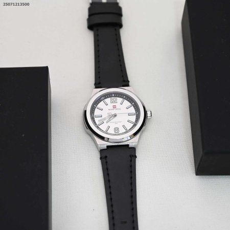 ساعة رجالي أنيقة مع ذراع جلد