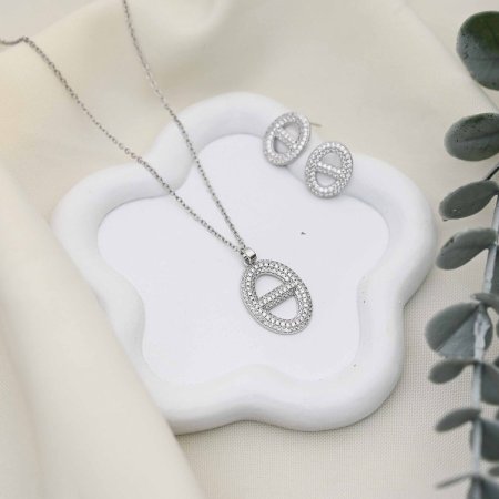 سنسال و حلق ماركة زركون شكل بيضاوي مع خط بالوسط