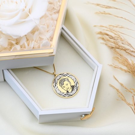 سنسال تفصيل فضة عيار 925 (حفر صورة شخصية ) مع طلي ذهبي