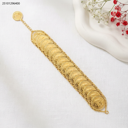 اسوارة ذهبي مع ليرات متراصة