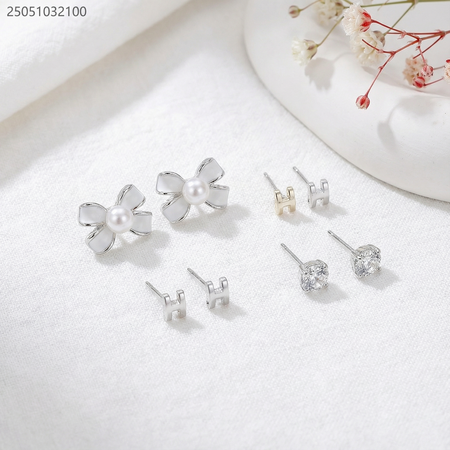 حلق مجموعة شكل ببيونة