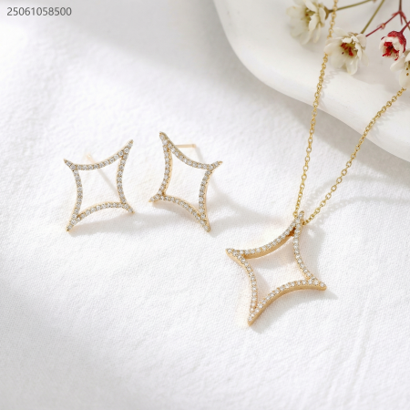 طقم سنسال و حلق شكل نجمة