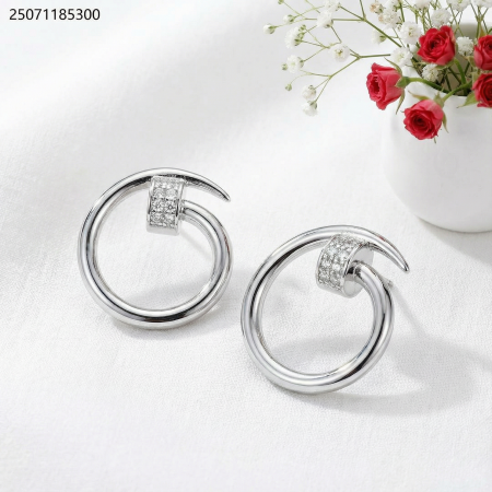 حلق كارتييه cartier