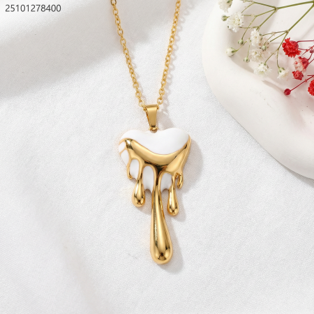 سنسال قلب على وردة