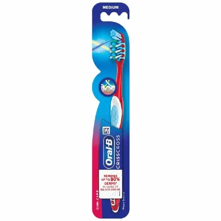 فرشاة اسنان اورال بي مع مطاطة لسان Oral-B Medium