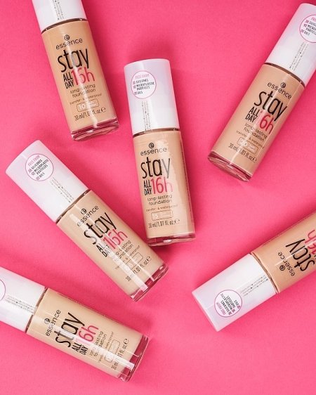 اساس ايسينس ستاي ESSENCE 15 اول داي STAY ALL DAY